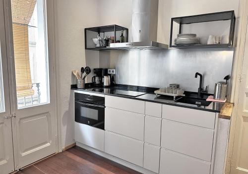 Barceloneta Suites Apartments Market 2