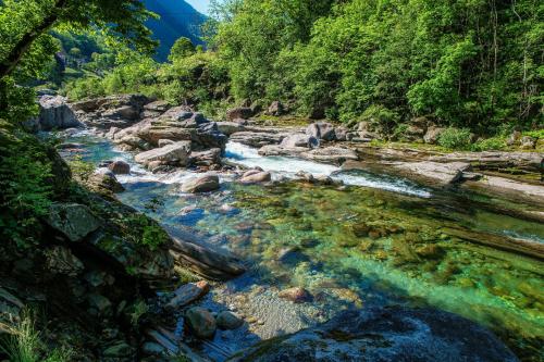  Casa al Fiume - fresh House by the River in the Verzasca Valley, Pension in Lavertezzo