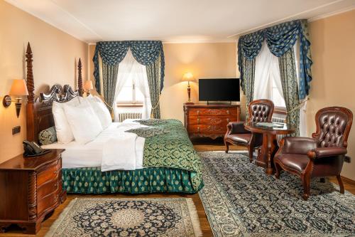 room detail thumbnail 0