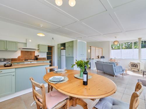 Studio Le laizon 1 by Interhome in 梅濟東卡農