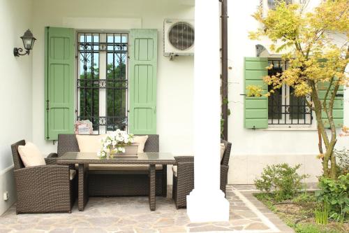 Bejárat, Maison Fortune in Valeggio sul Mincio
