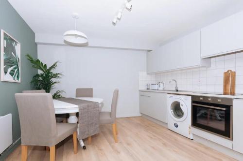 Relaxing 1BD Flat with a Roof Terrace - Portobello