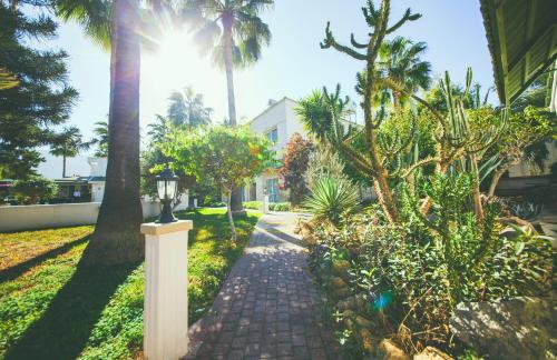 Hotel PINE BAY CLUB & Cakistes Breakfast Restaurant next to popular Kervansaray beach