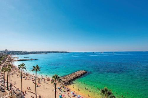 Spiaggia, VILLA VALENTINA BORD DE MER AU CALME in Le Fournel