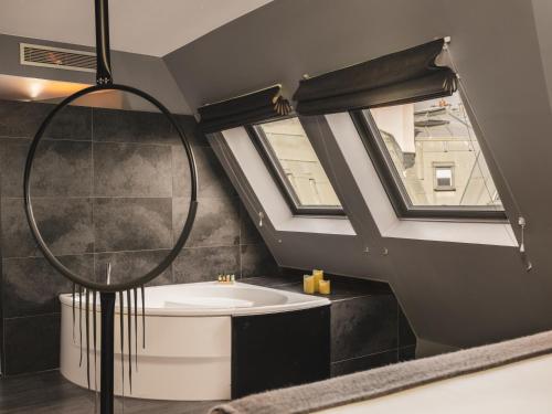 Legend Saint Germain by Elegancia - main image