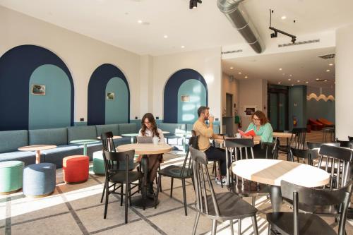 Bar/lounge, MEININGER Venezia Mestre in Venice