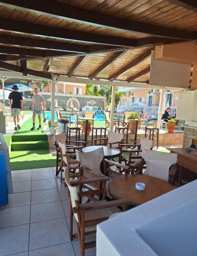  Two brothers tsilivi zakynthos in Planos