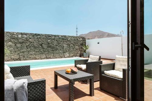 Villa Lyra, Piscina Climatizada 3