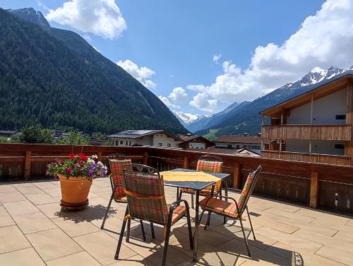 Balcony/terrace, Pension Alpina Neustift in Neustift im Stubaital