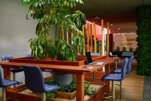 Royal Antibes - Luxury Hotel Résidence Beach & Spa - image 14