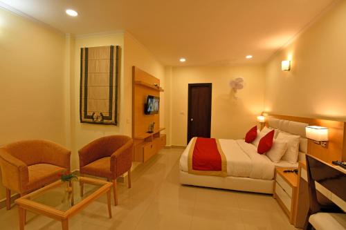 Hotel Clarks Residence Nainital