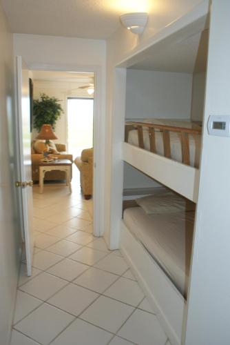 The Summit Condominiums - image 6