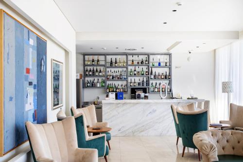 Oporto Airport & Business Hotel - image 3