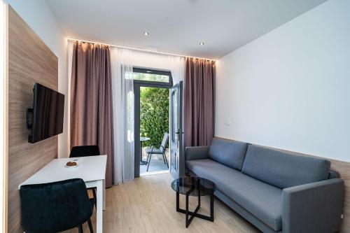 Bacan Serviced Apartments - image 3