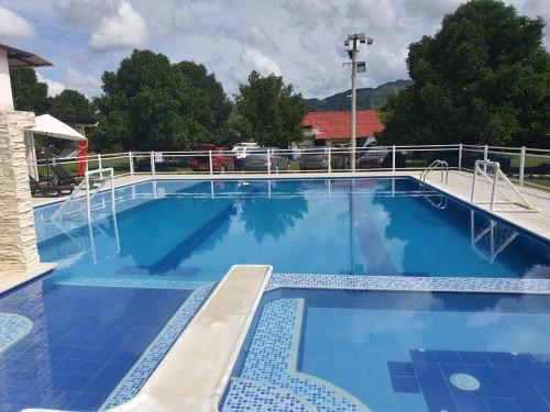 QUINTA CAMPESTRE LA FLORIDA in 마리키타