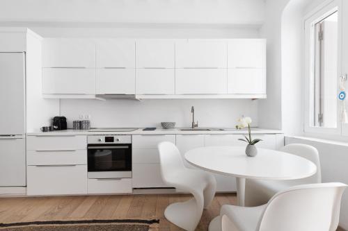 Sandy's House-Mykonos Town by Dival Properties in Mikona
