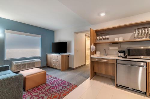 Home2 Suites by Hilton Bangor (홈2 스위트 바이 힐튼 방고르) - 주방