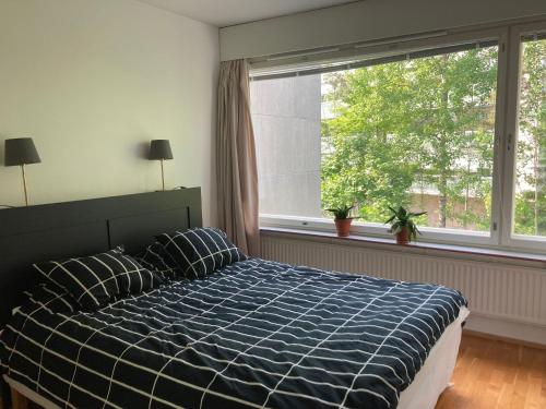 Tapiola Hill Apartment 2 bedroom and 1 living with private parking
