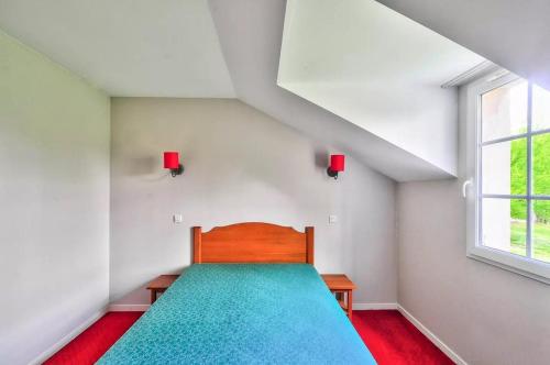 1 double bed, 2 sofa beds