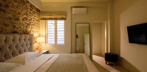 Three-Bedroom Suite image 7