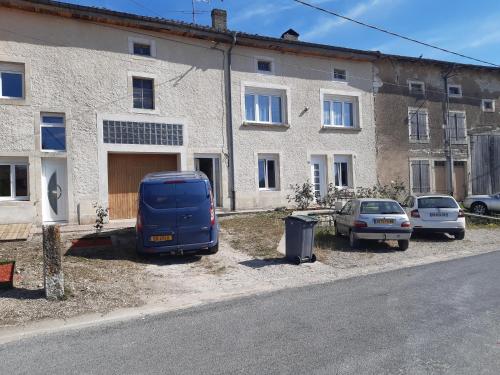 Viesnīcas āriene, Petite location agréable et tranquille (Petite location agreable et tranquille) in Mauvages