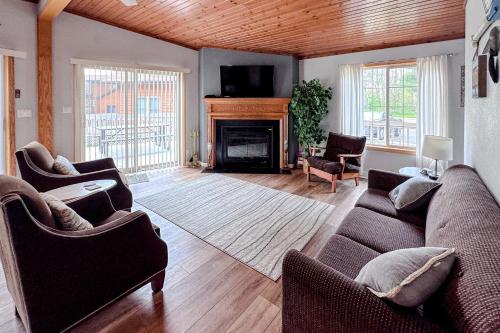 Thunderbird Resort Condo