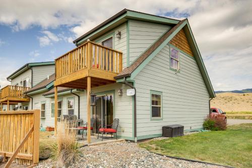 Montana Vacation Rental 32 Mi to Yellowstone!