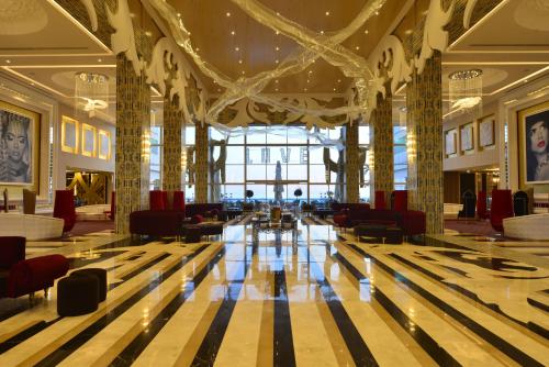 Azura Deluxe Resort & Spa - Ultra All Inclusive - Main