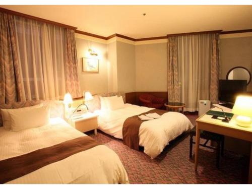 2 twin beds