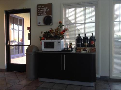 Létesítmények, Motel 6 Hemet, CA in Hemet