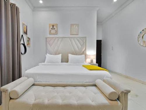 Pappyking luxury apartment