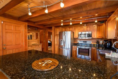 Stoney Brook Cabin in Boone, USA