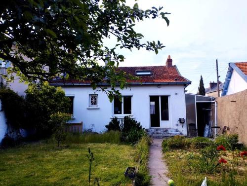 Maison avec jardin au calme - Location saisonnière - Nantes