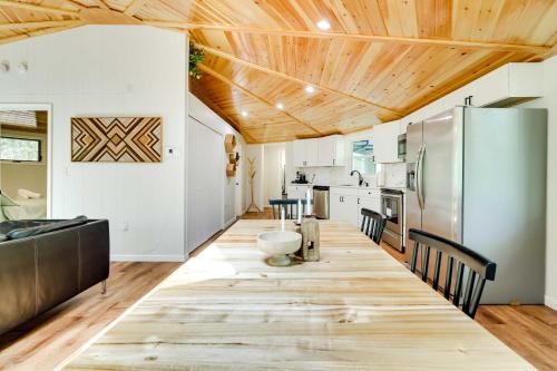 Pocono Pines Retreat with Private Deck! in Pocono Pines, USA