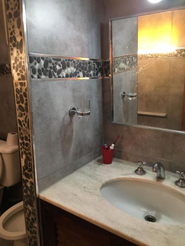 Three-Bedroom House image 2