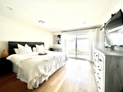 Luxury 5BR-Salt Pool- Disney, Convention, Beaches in Tustin, USA