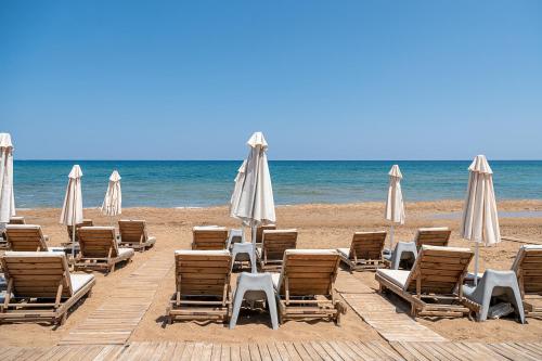 Esperides Beach Hotel Apartments