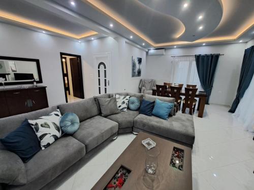 Luxury apartment in Amarynthos Evia