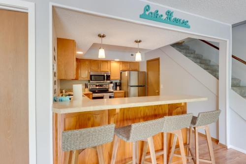 Lakefront Retreat in the Heart of Osage Beach! Lakefront Retreat in the Heart of Osage Beach!