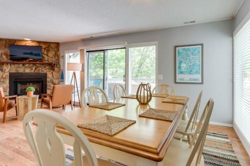 Lakefront Retreat in the Heart of Osage Beach! Lakefront Retreat in the Heart of Osage Beach!