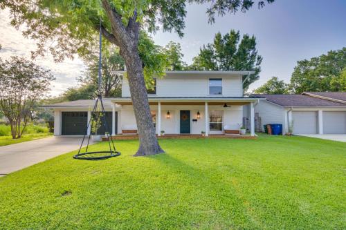 Central Austin Home Indoor and Outdoor Play Areas in Austin, USA