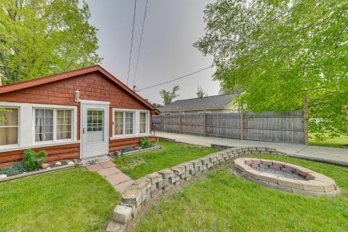 Good Times Ahead at This Cozy Houghton Lake Cabin! - image 41