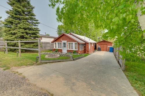 Good Times Ahead at This Cozy Houghton Lake Cabin! - image 42