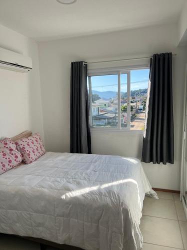 Apartamento na Praia de Fora/ Palhoça/ Santa Catarina