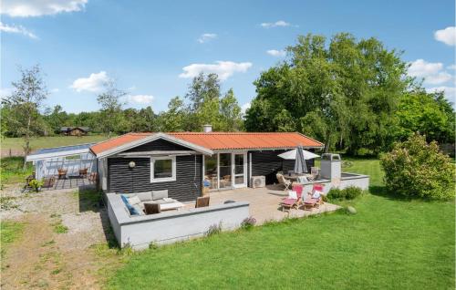 Beautiful Home In Vejby With Kitchen