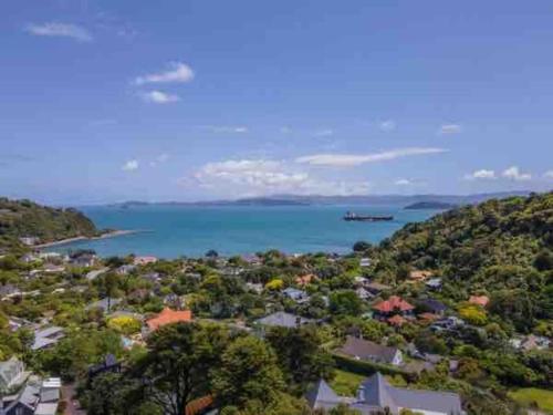 Sea views from holiday home - Accommodation - Lower Hutt