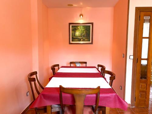 Posada Los Leones in Berlanga De Duero