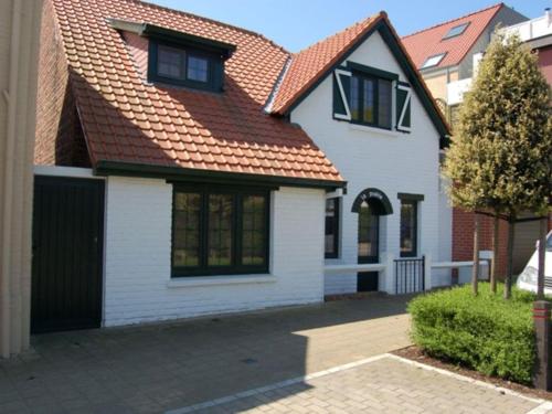 Praire 'la' V renovated house in De Haan