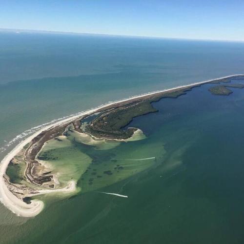 Cerca de lugares turísticos, Sunset Beach Overlook in Tarpon Springs (Florida)
