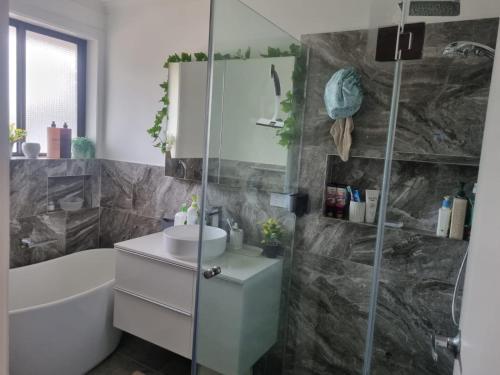 Tani Family home - Croydon South
